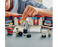 LEGO City 60444 F1® Garaż i bolidy Mercedes-AMG i Alpine - 1298086 - zdjęcie 13